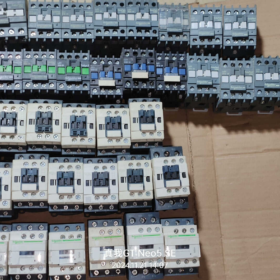 交流接触器LC1DO9/12/18/25/32。E/N