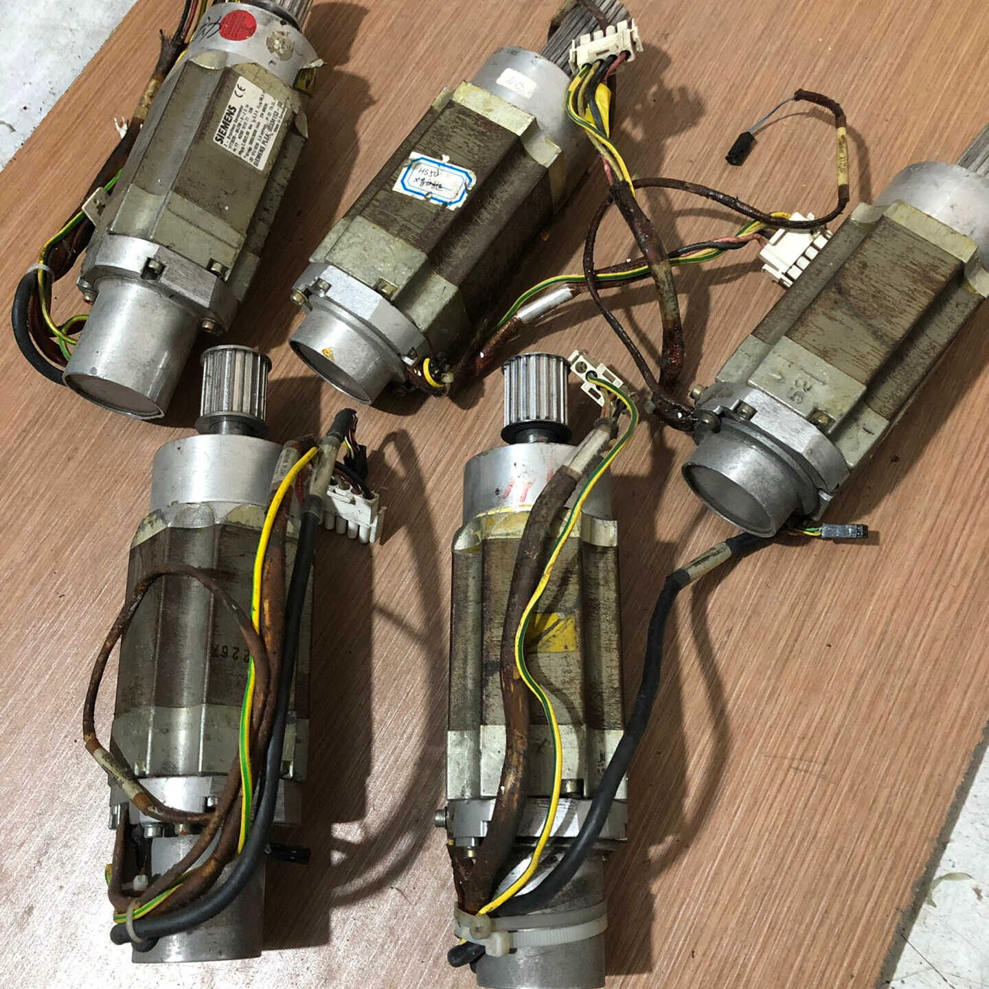 五个电机 1FT3035-6AZ99-9-Z S14