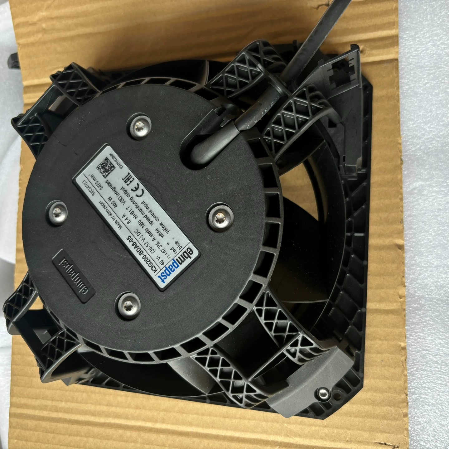 维谛CRV风机，K3G200-BDA8-05风机，全新