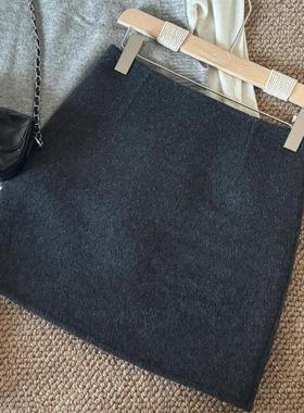 高级感纯色简约毛呢短裙女秋冬新款韩系高腰简约百搭A字半身裙潮