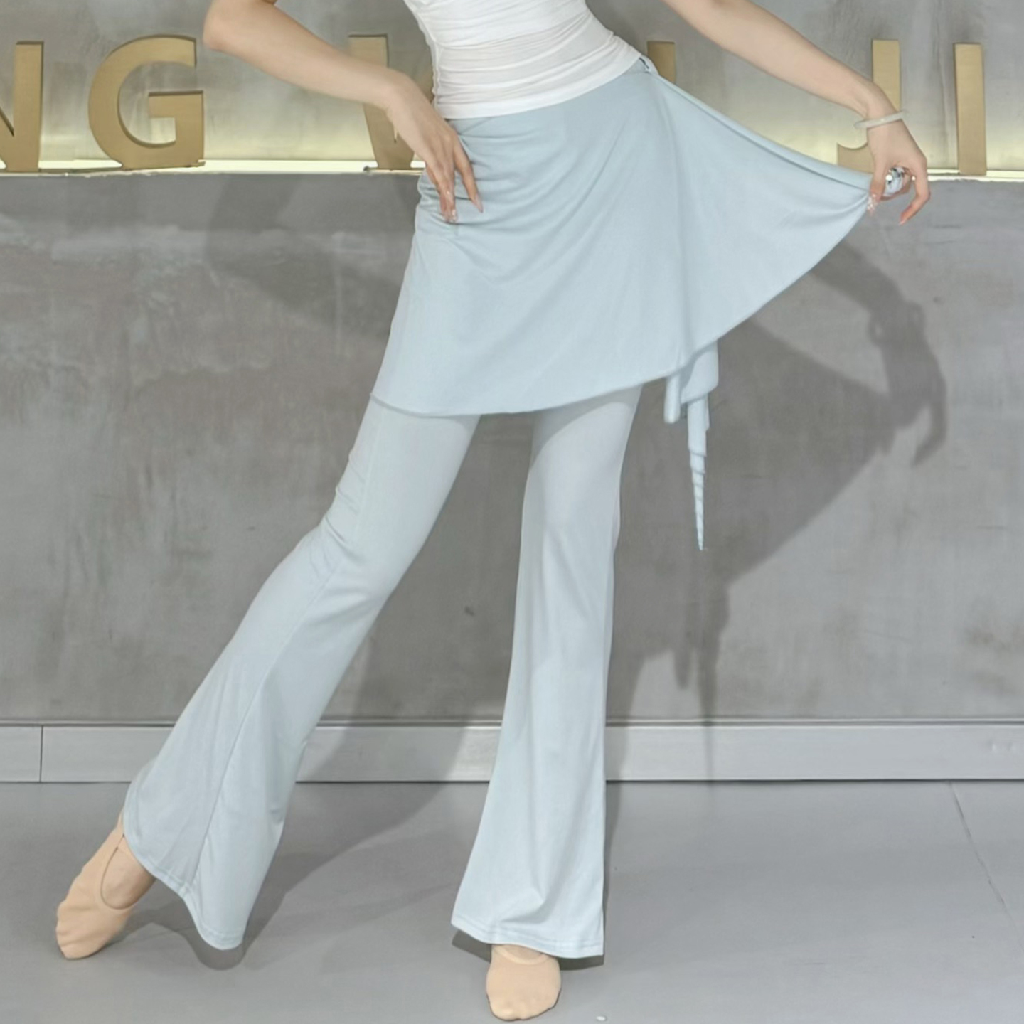 衣霓子古典舞假两件屁帘裤子显瘦