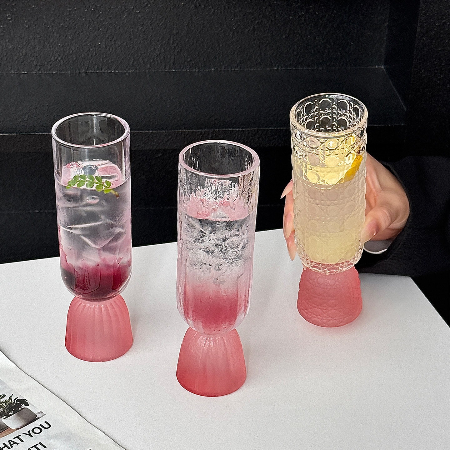 ins风磨砂粉厚底高脚鸡尾酒杯