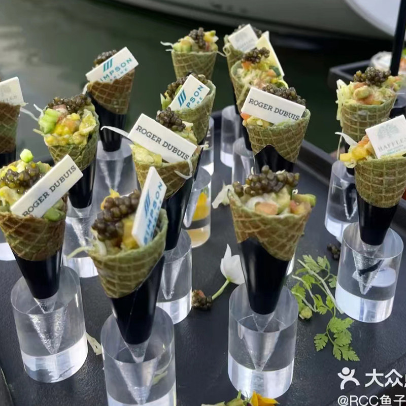 甜品蛋卷托盘餐厅创意菜凉菜组合搭配餐具酒店意境菜上菜装饰盘子
