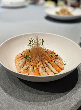 中式创意纯色白色陶瓷餐具中餐餐厅圆形深盘炒菜盘融合菜热菜盘子