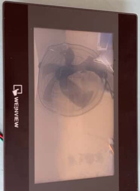 议价威纶通触摸屏TK6070iP 1WV，可以做配角，屏幕比较暗可维修