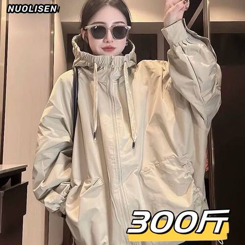 欧货大码胖mm网红衣外套女潮2024春装新款设计外穿连帽冲锋衣女