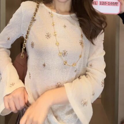 2026春季轻熟优雅风米杏色长袖针织衫女圆领气质显瘦百搭气质上衣