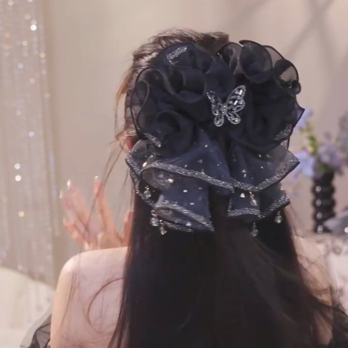 高级感褶皱裙摆抓夹蝴蝶发夹