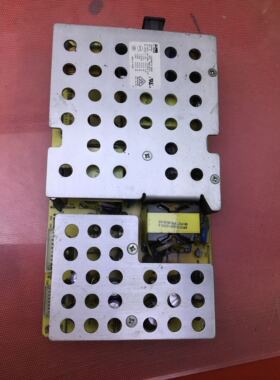 电视WG-32电源板 API40T64-600G R03M12-00011