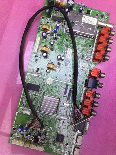 原装创维32L01HM 主板 5800-A8M180-1000配屏S3150TA0c