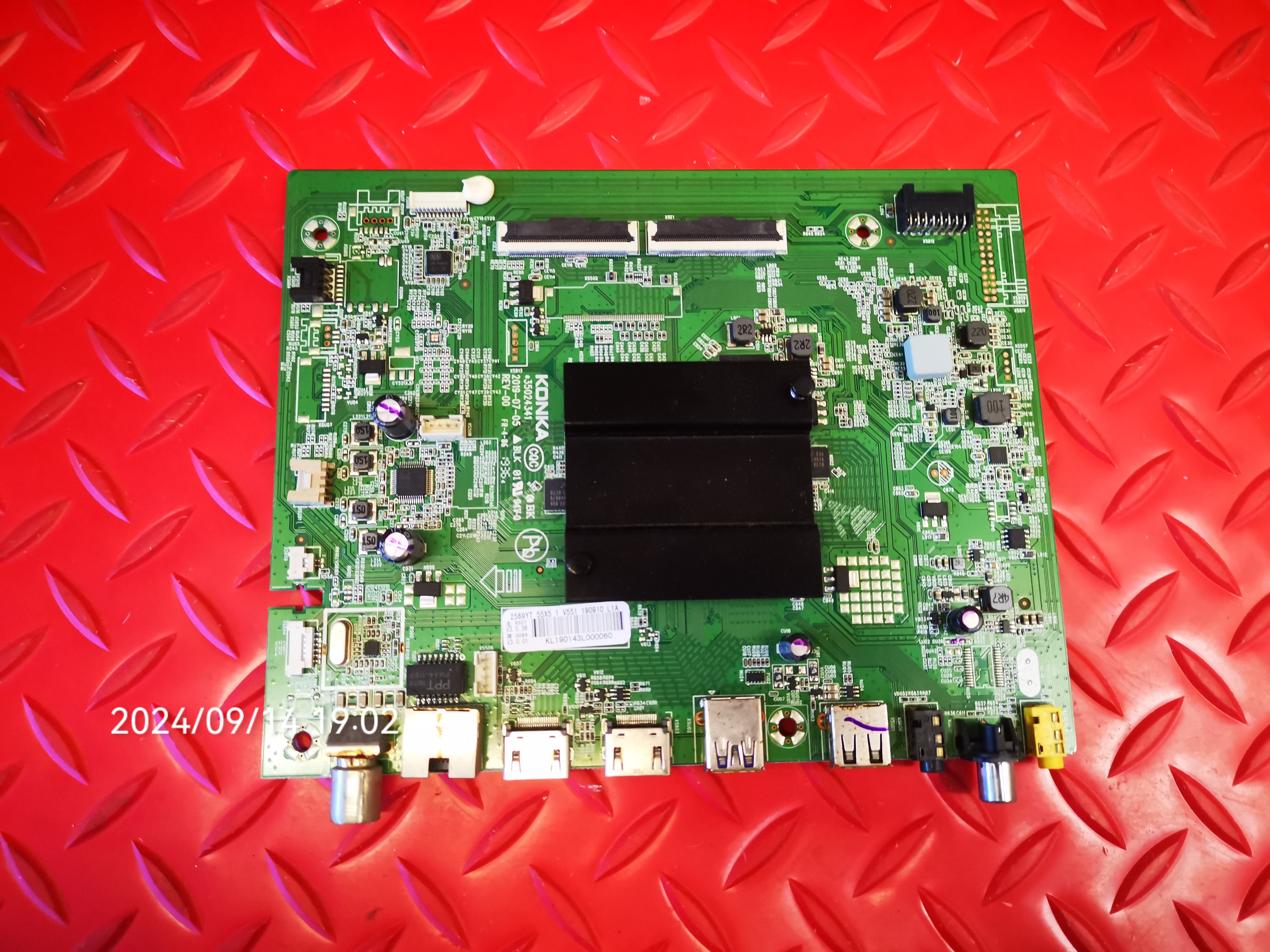 康佳55X5 原装主板35024341配屏2569YT 72002569YT
