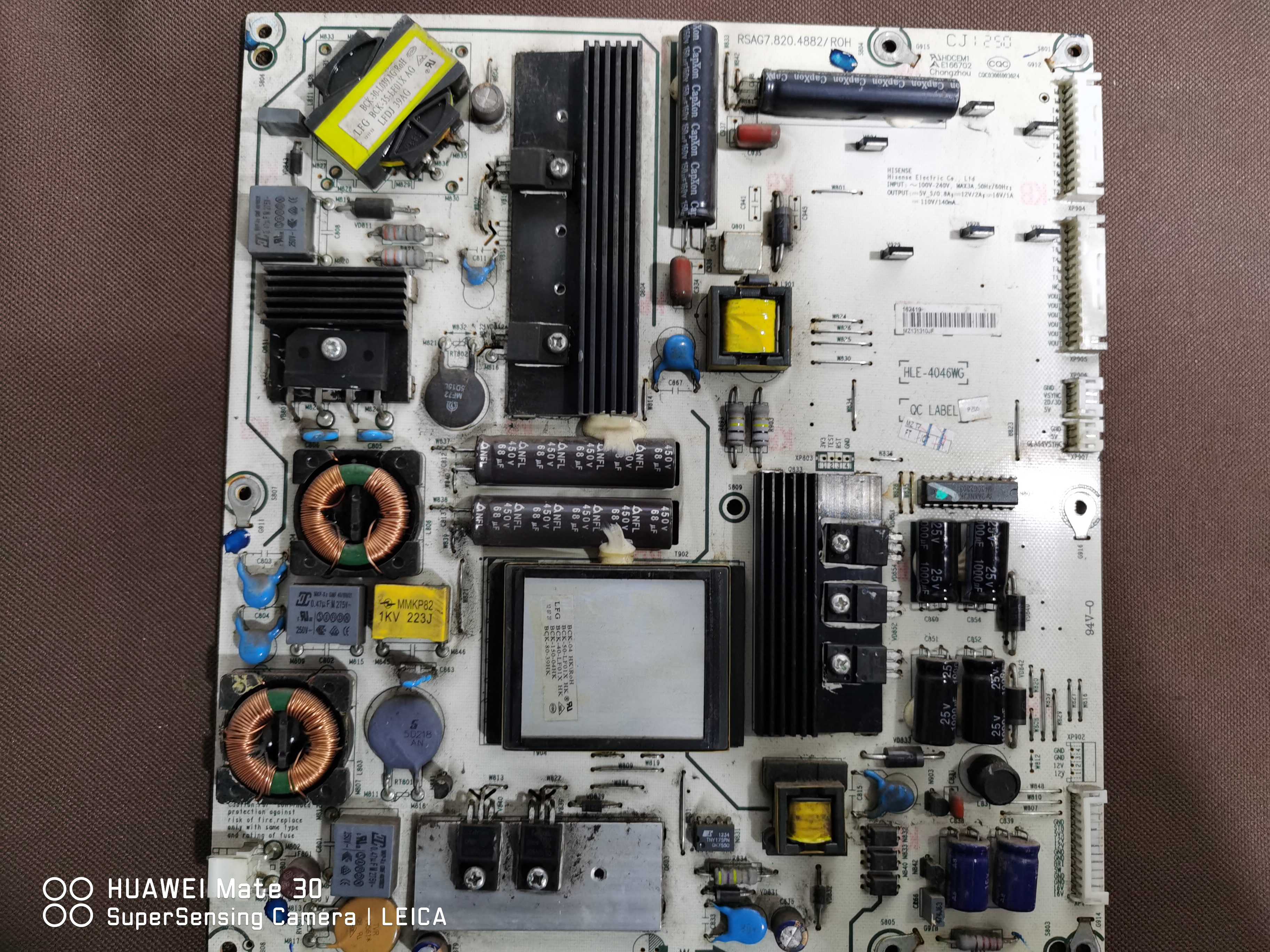 海信原装LED42XT770J3D/55XT770G3D 电源板RSAG7.820.4882   现货