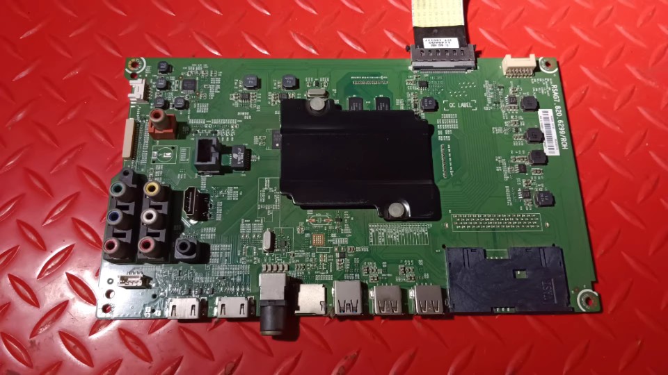 原装海信LED58K300UD主板RSAG7.820.6299屏HD580DU-B01(010)/S3