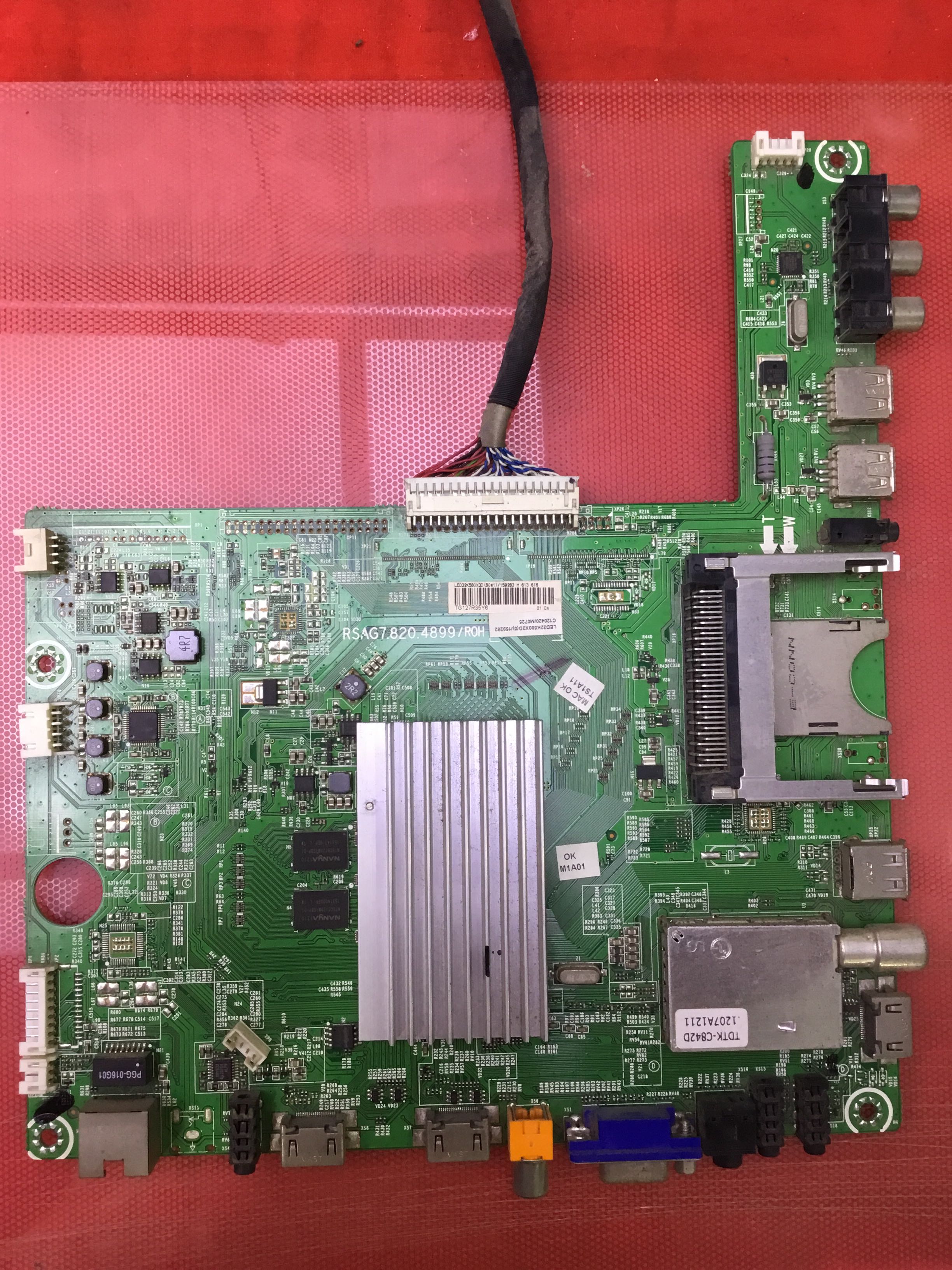 原装海信LED32K580X3D（BOM1)主板RSAG7.820.4899/ROH屏LC320EUN