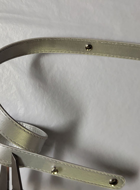 皮带礼品盒配件定做双面PU皮革内层硬朗承重较强月饼盒包装盒提手