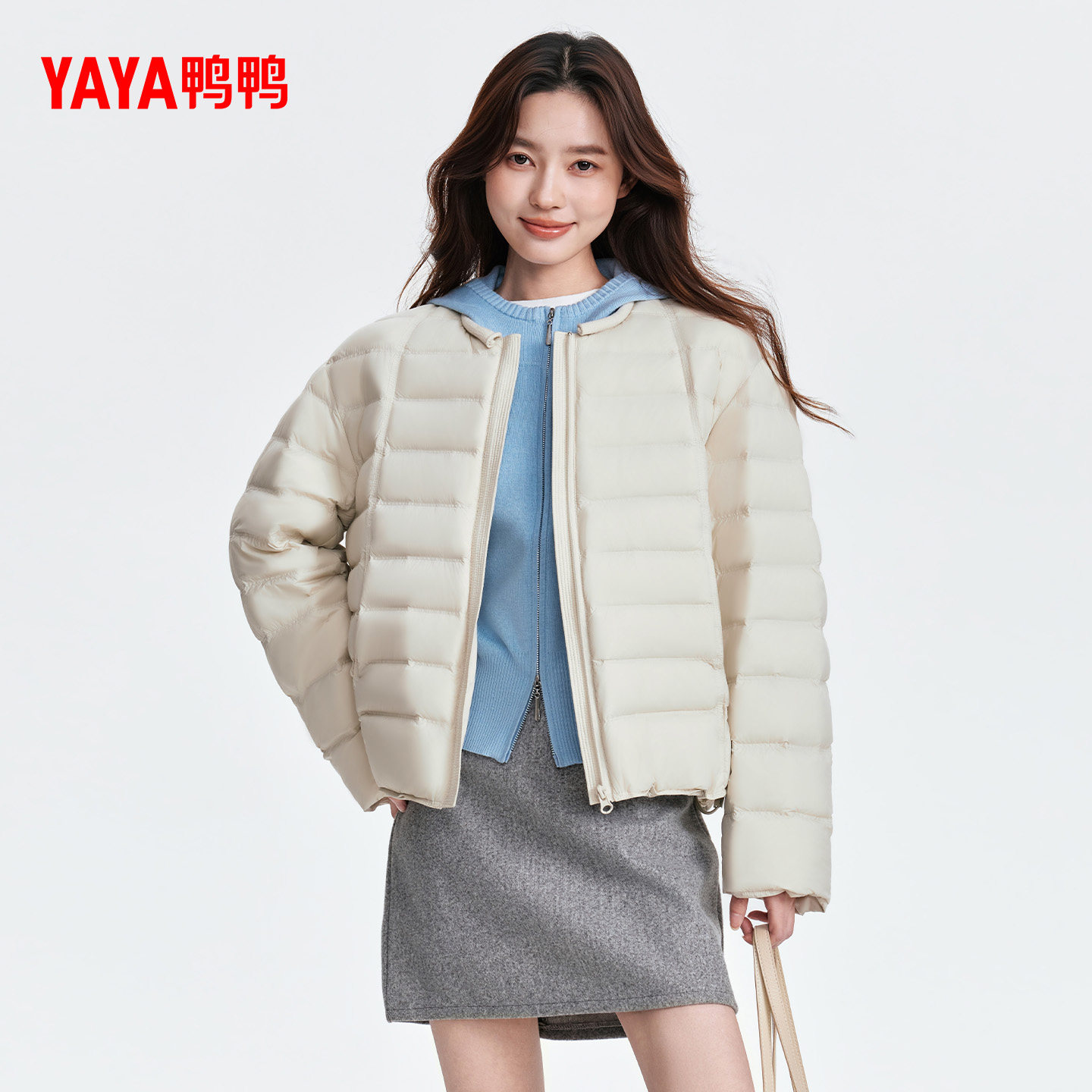 鸭鸭羽绒服女短款轻薄款2026春季新品圆领休闲简约百搭鸭绒外套S