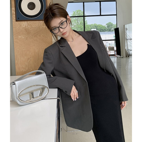 HeartyBite 2025秋冬新款高级感设计女士灰色休闲西装外套女上衣