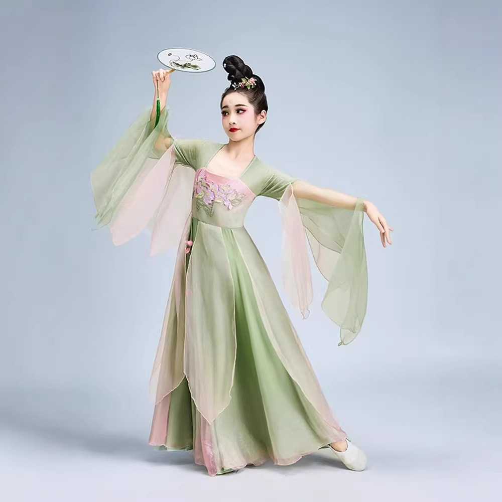 儿童古典舞汉唐风团扇演出服古风