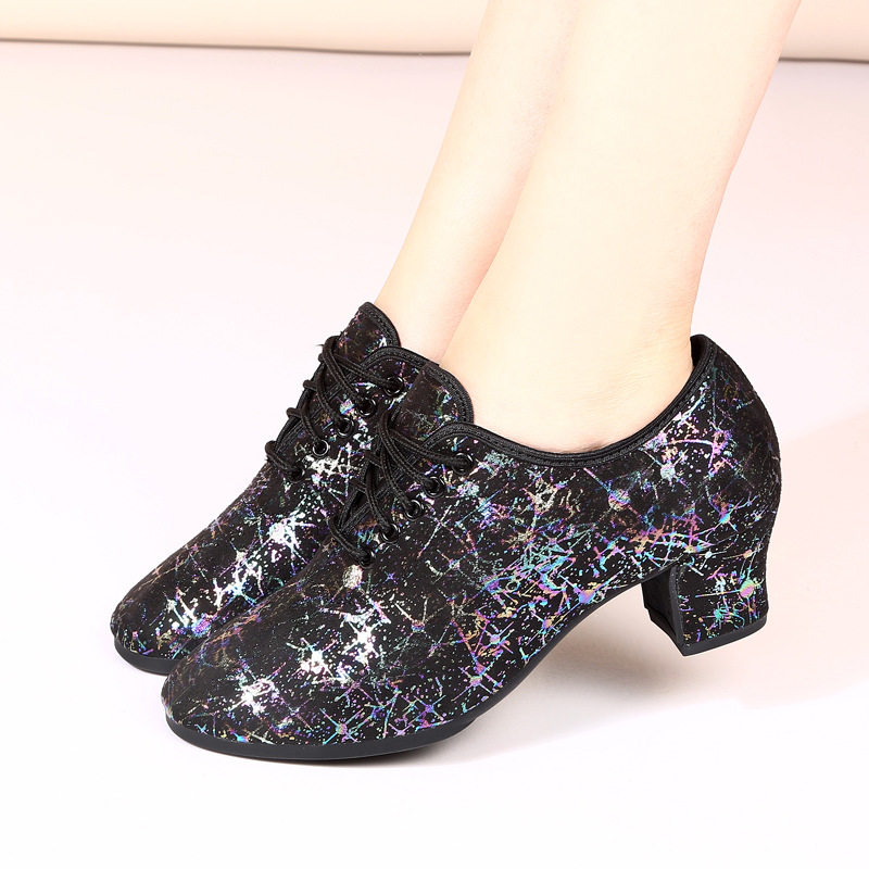 新款彩色印花拉丁舞鞋形体舞鞋中跟水兵舞交谊舞摩登跳广场舞鞋子