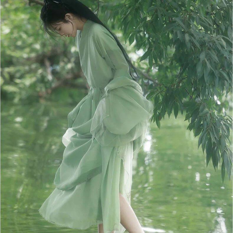 绿色魏晋风汉服女套装｜交领清新