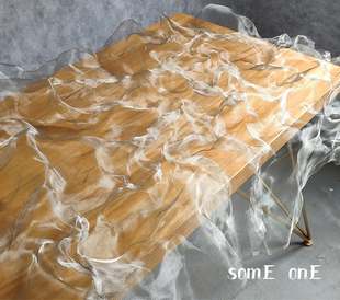 香港货云烟成雨钢丝网材料 任意折叠钢丝网布料 设计面料 服装