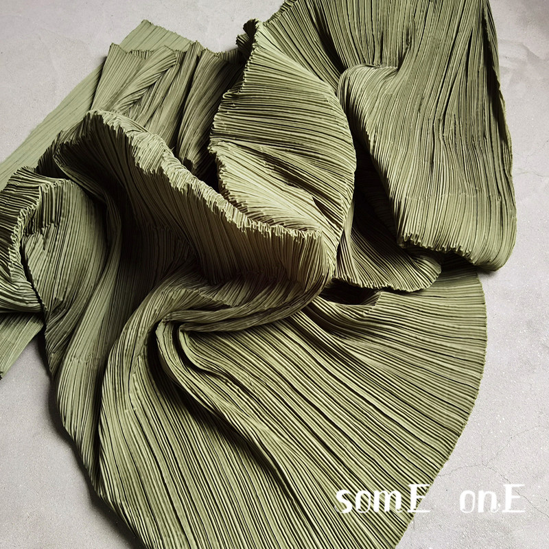 立体造型 三宅一生直量咸菜绿色 压褶肌理画 设计服装婚庆礼服布