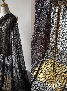 纯色网纱/黑色编织亮丝网格 不规则超大镂空婚纱布设计师面料