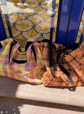 2026新款复古高颜值格纹橙色大容量通勤时尚百搭单肩帆布包购物袋