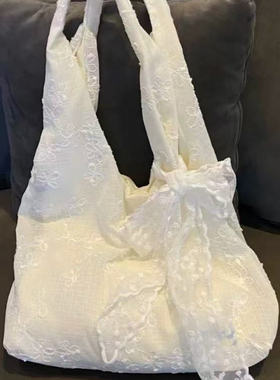 仙女风花朵刺绣包白色大容量百搭单肩包帆布袋学生书包腋下托特包