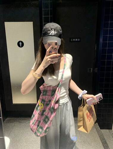 休闲韩系简约粉绿大容量帆布包包