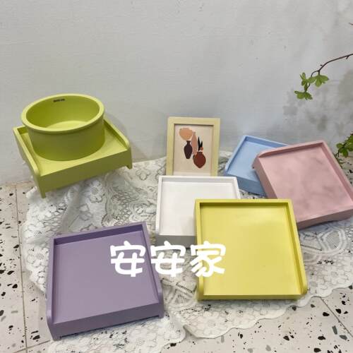 「宠生活」宠物餐桌彩色