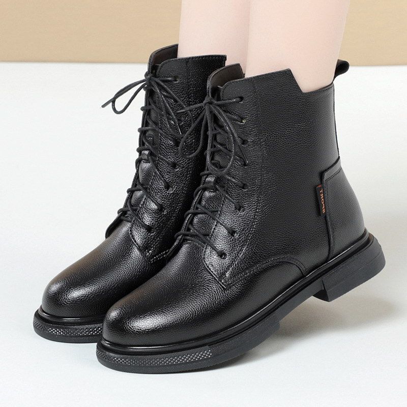 女皮靴真皮马丁靴女皮鞋女士新款软底女靴子41女款大码女鞋靴平底