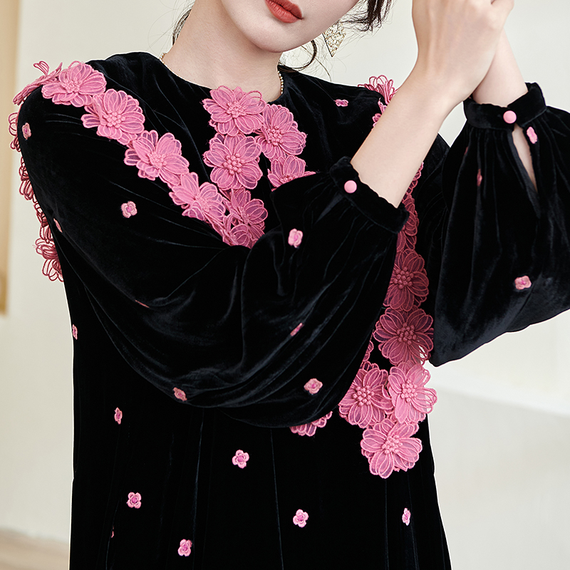 长裙真丝丝绒黑色刺绣宽松大码