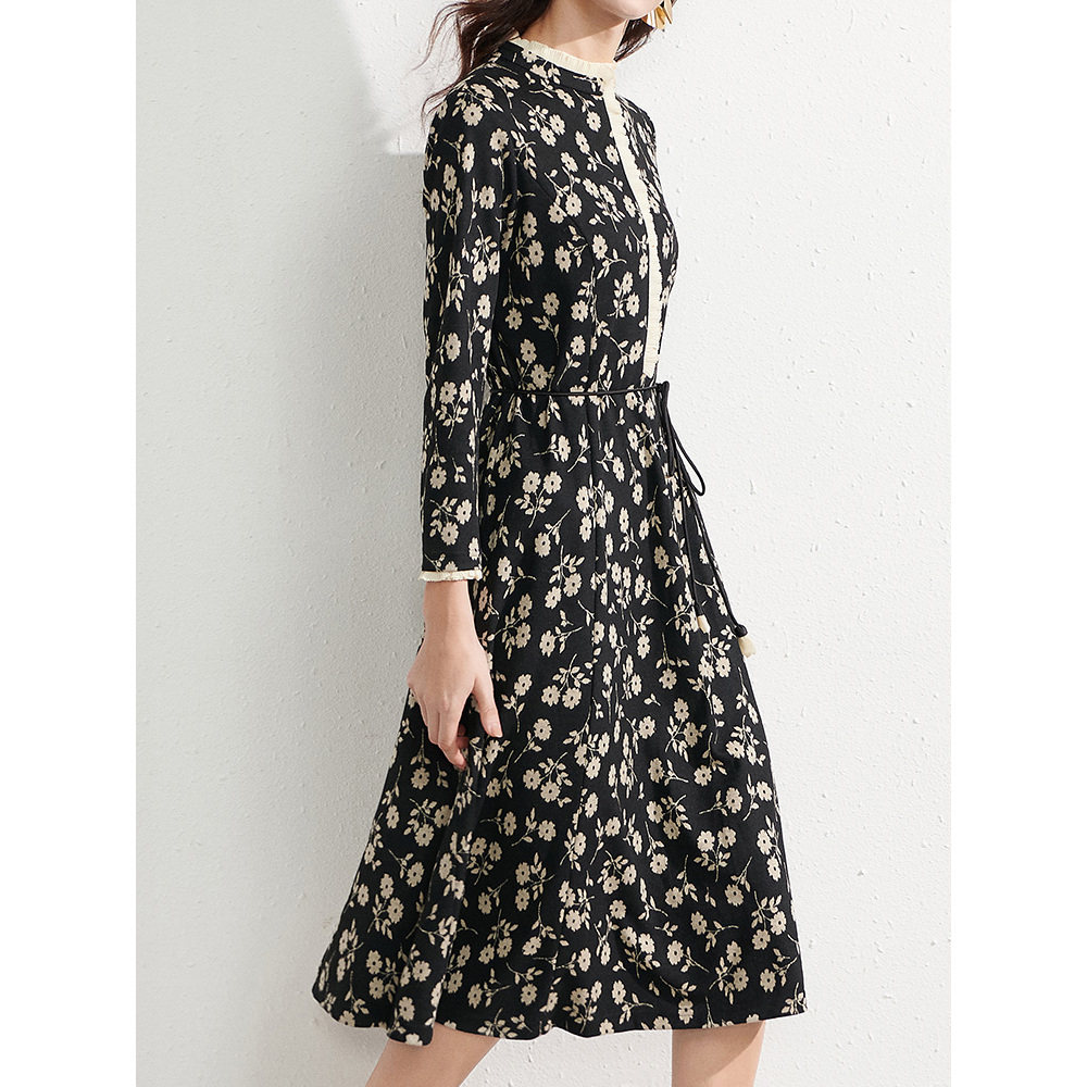 秋冬新款收腰显瘦连衣裙长裙时尚花裙中长款大码胖mm显瘦打底裙子