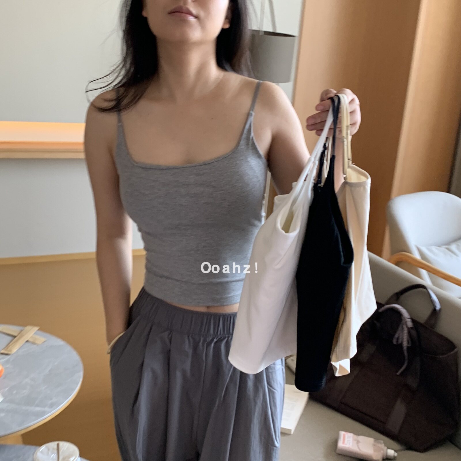 必须颁奖!升级版一体式罩杯莫代尔棉吊带背心百搭自带胸垫内搭衣