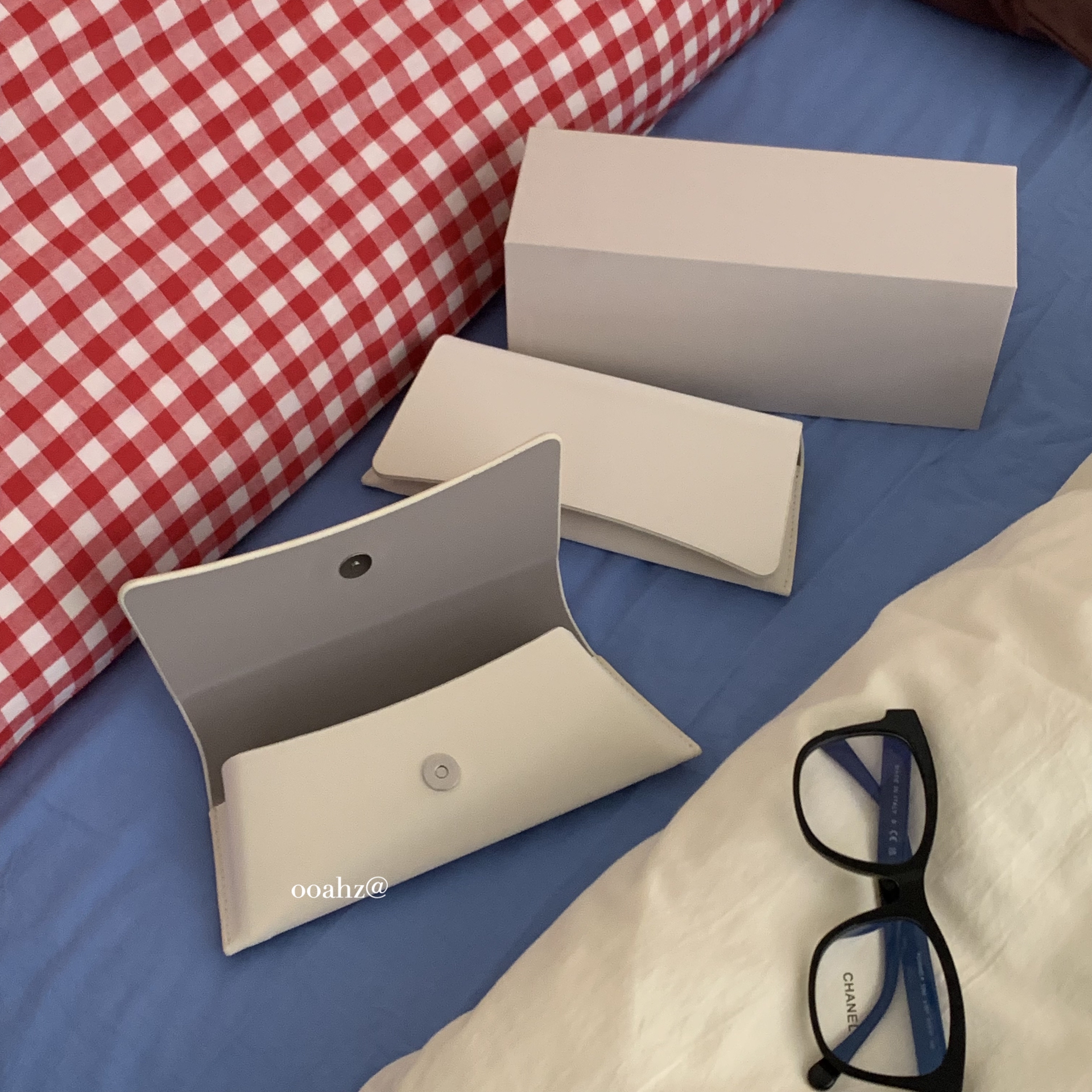 大牌眼镜盒~白板皮夹包专柜镜盒套装 米白色软包墨镜盒眼镜布纸盒