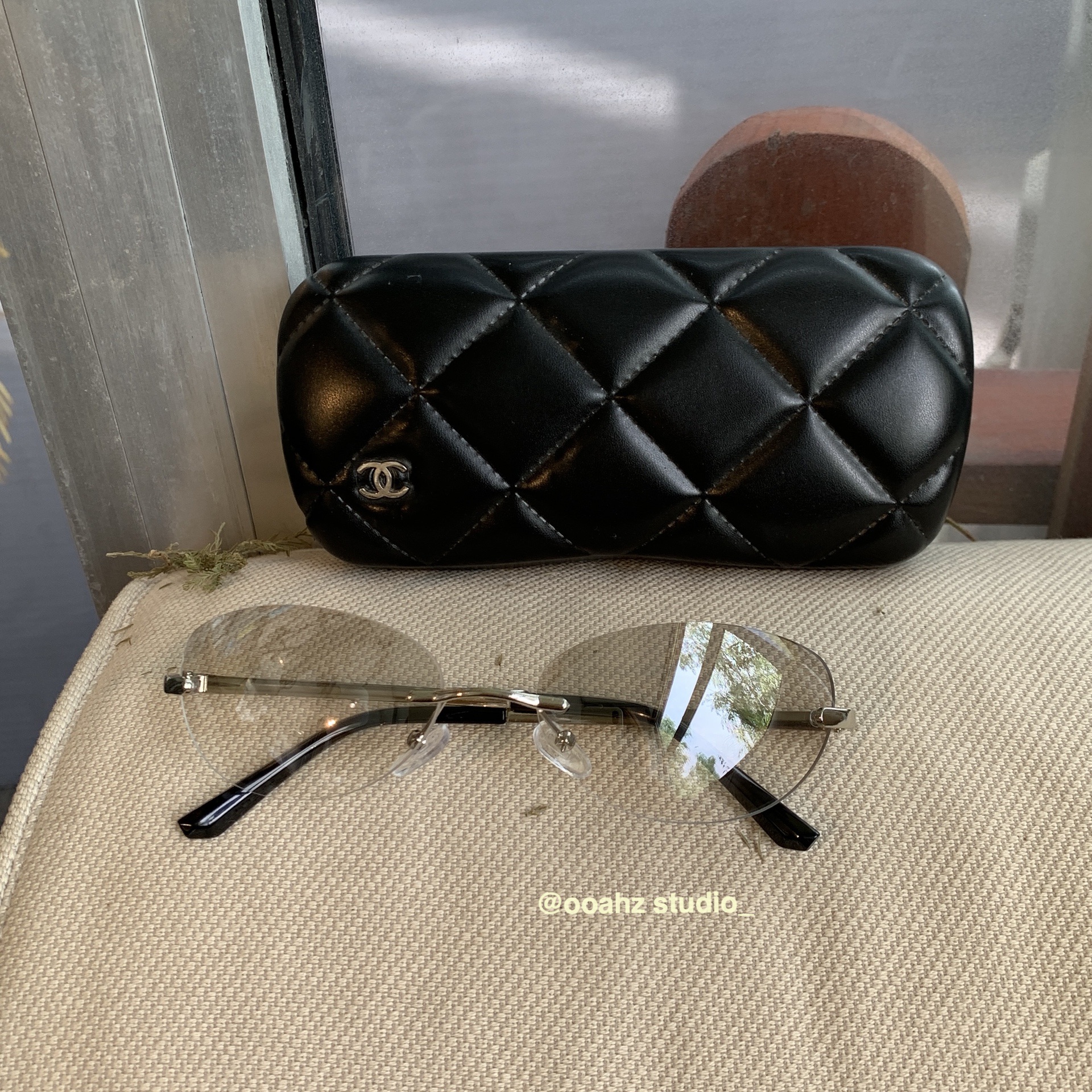 晋江文学~复古无框椭圆太阳镜 街拍金属ins墨镜辣妹Y2K凹造型眼镜