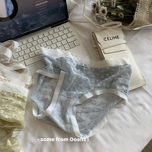 蕾丝小花少女中腰无痕内裤