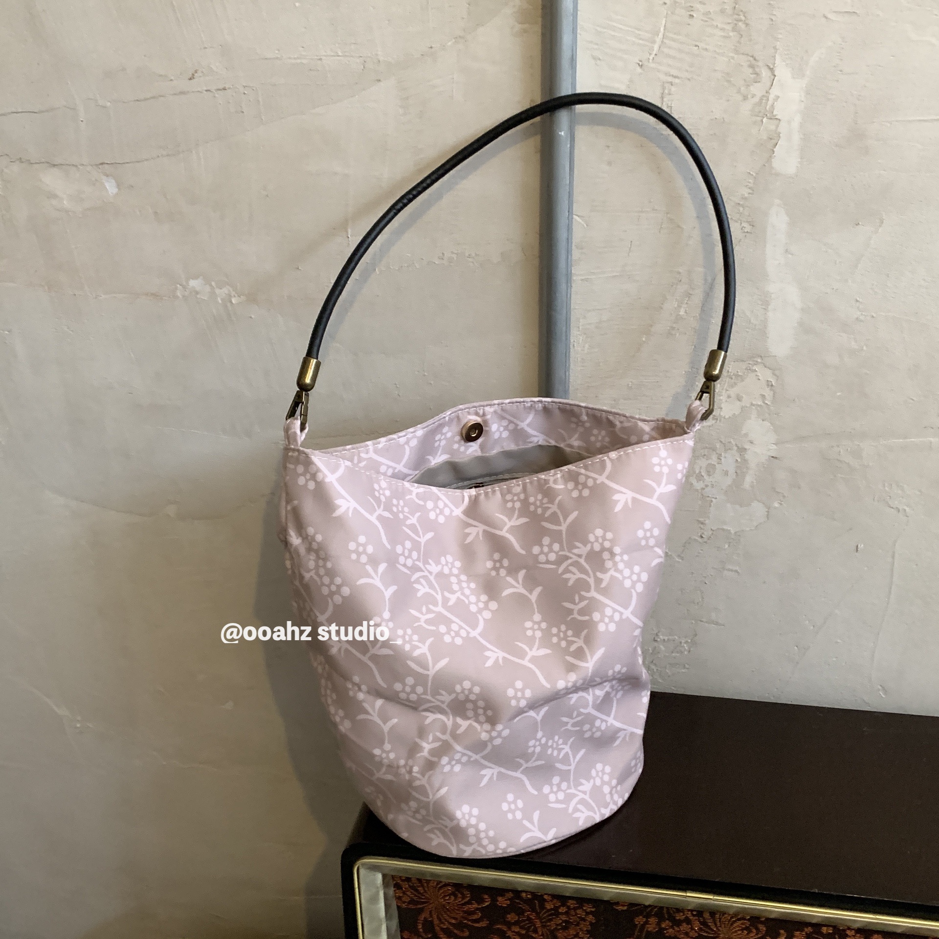 「叶影晨光」新中式亚麻水桶包 原创百搭小众质感尼龙通勤单肩包