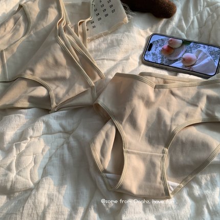 品质之选~基础米杏棉质少女中腰内裤深V性感纯色弹力7A抑菌三角裤