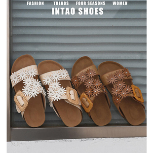 度假风编织花朵软木勃肯拖鞋女夏外穿2026新款海边沙滩鞋露趾凉拖