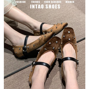 羊皮版~法式复古丝绒玛丽珍单鞋女2026春季新款一字带平底奶奶鞋