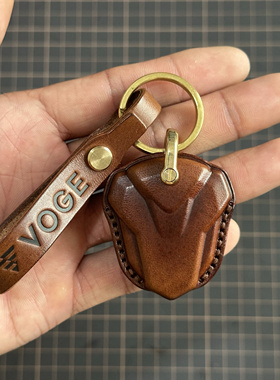 适用于无极摩托车CU525 CU625 CU250 300R复古定制牛皮钥匙套扣包