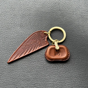 适用于印第安侦察兵摩托车改装件复古个性定制牛皮钥匙扣套包挂件