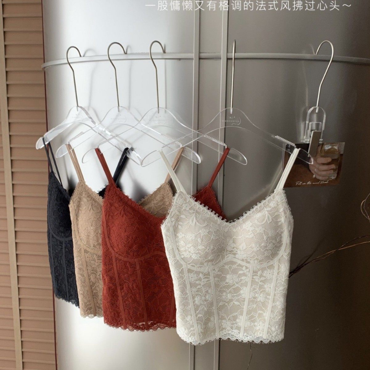 纯欲复古碎花吊带W6063秋冬蕾丝磨毛背心女带胸垫上衣内搭打底衫,女士内衣/男士内衣/家居服,保暖背心,淘宝优惠券,粉丝福利购,淘宝优惠卷