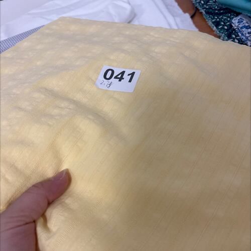 最后一份！高密嫩黄色提条纹3米做衬衫裙子