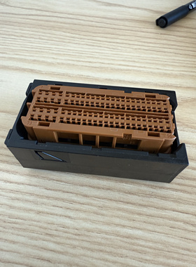 13964572 安波福 96P 连接器 接插件原装现货