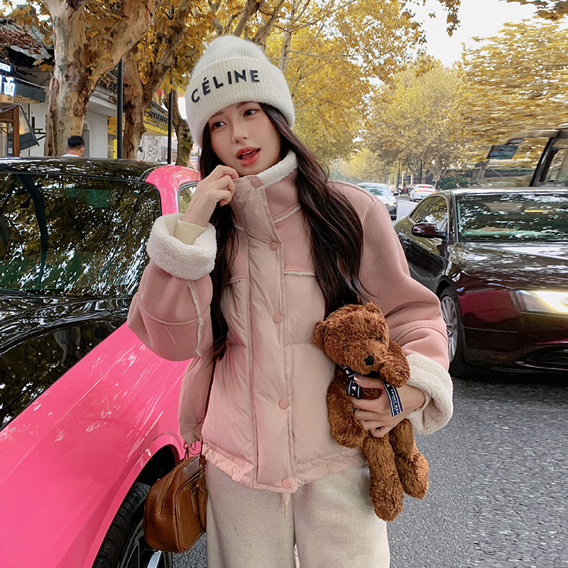 2025新款粉色羽绒服女冬温柔甜美皮毛一体羊羔毛拼接短外套百搭