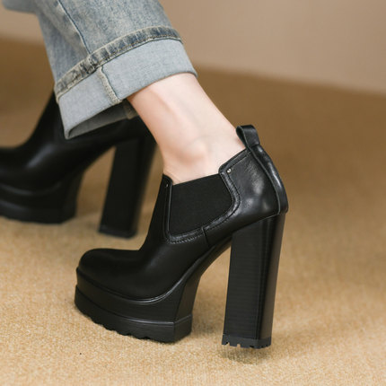 时尚恨天高深口粗跟单鞋女秋季新款真皮防水台铆钉超高跟鞋女13cm