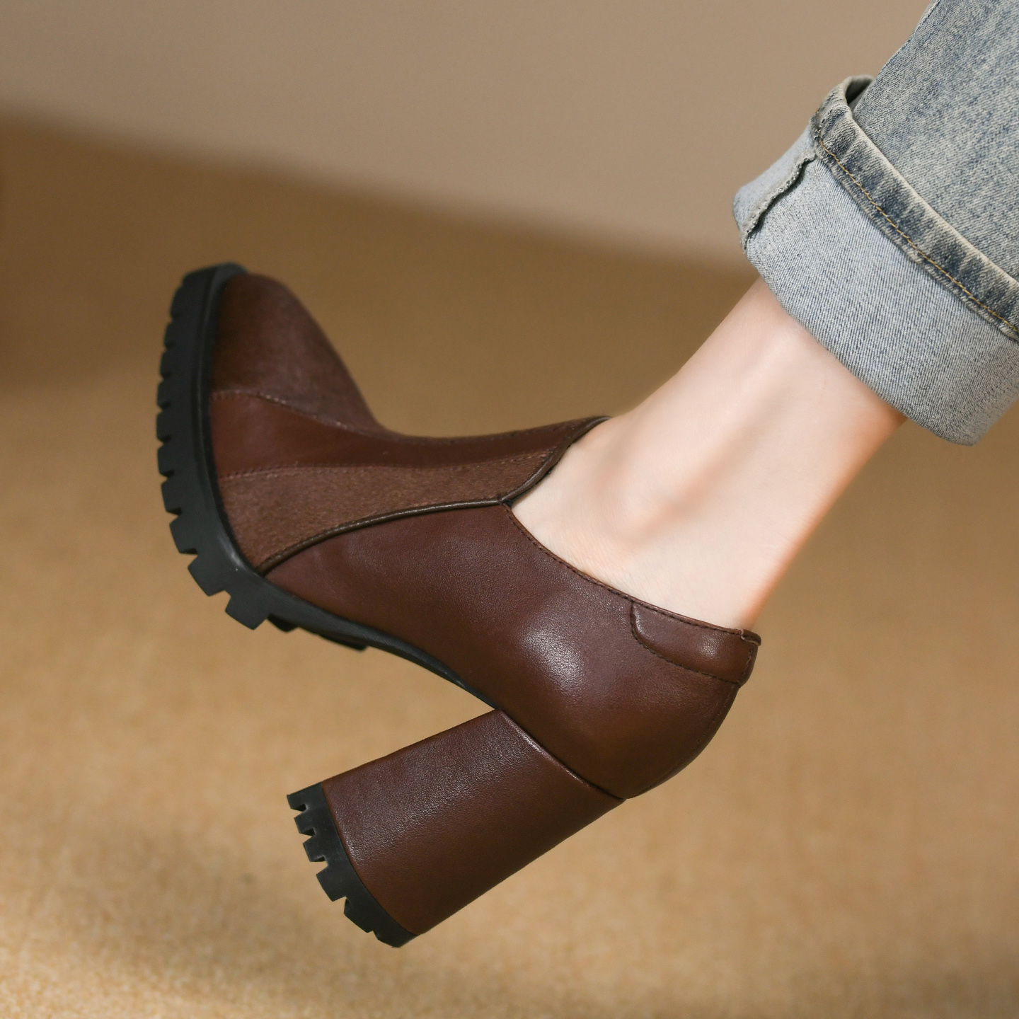 头层牛皮超高跟粗跟深口单鞋女